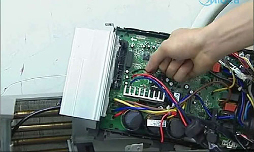 双桥美的空调电话是多少