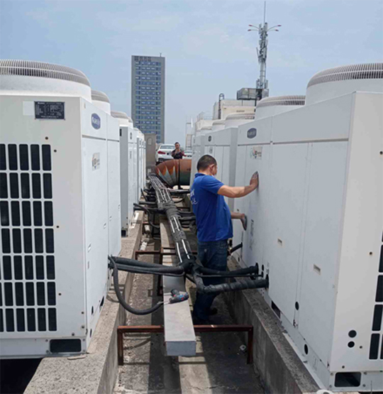 双桥中央空调制热和不制冷系统维修方法