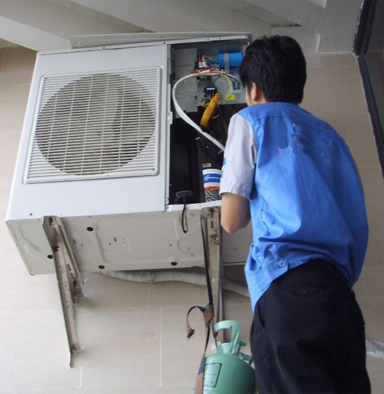 双桥空调开机无反应维修